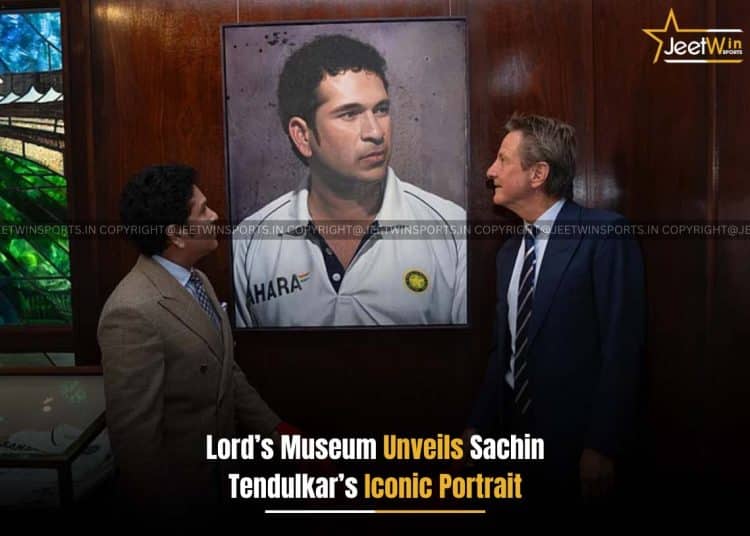Sachin Tendulkar watching its portrait at MCC Museum