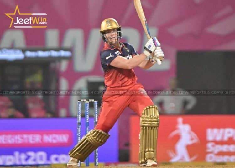Grace Harrisβ 85 Leads Royal Challengers to 9-Wicket Win Over Warriorz 1 Female cricketer in action while batting
